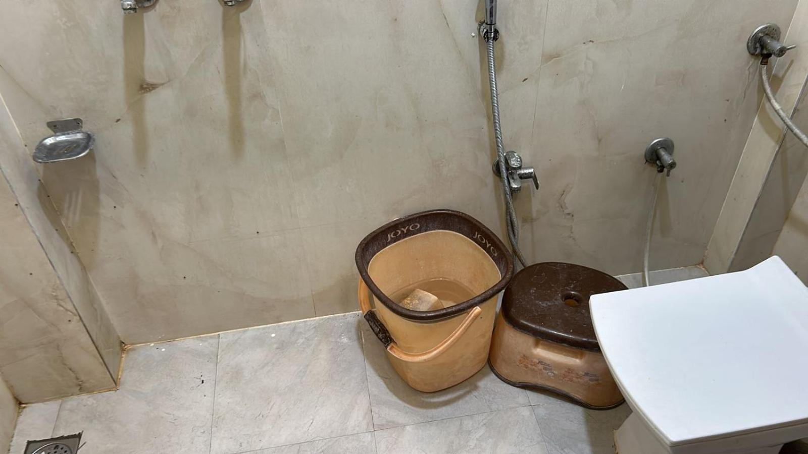Hotel Empire اوجاين المظهر الخارجي الصورة