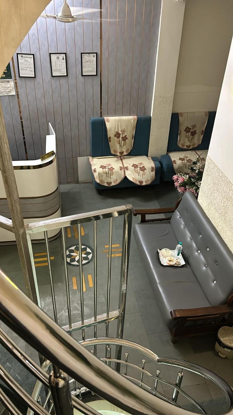 Hotel Empire اوجاين المظهر الخارجي الصورة